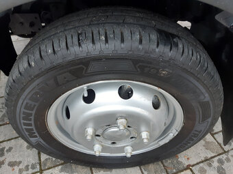 Renault Maxity 2,5 DCi, Nosič kontejneru do 3,5T, DPH - 17