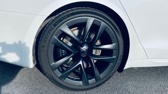 Tesla Model S, 32.000 km, 01/23, BEZ NEHOD - 17