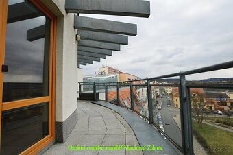 Pronájem velkého bytu s terasou, 2x park,stání, 2x sklep - 17