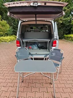 VW T5 California Beach 2.0 TDI 103kW,Webasto,Tažné - 17