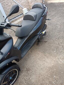 Piaggio mp3 500 ABS,ASR cz doklady v ceně černá 3 - 17
