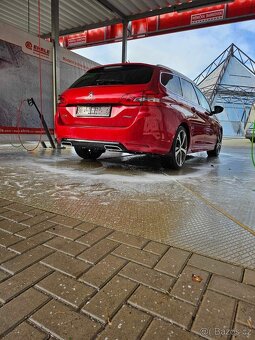 Peugeot 308 sw HDI Blue - 17