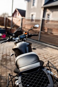 Triumph Street Triple 675 R - 17
