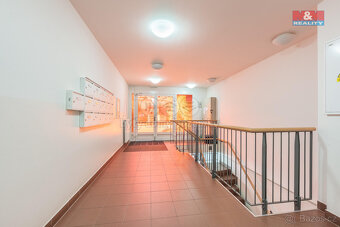 Prodej bytu 2+kk, 37 m², Praha, ul. Pod Nouzovem - 17