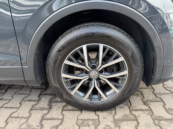 VW Tiguan 2.0 TDI 110kW DSG Tažné Kamera 360° Full LED ERGO - 17