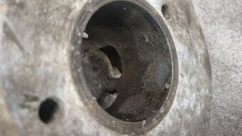 jawa 553 libenac Válce a hlavy - 17