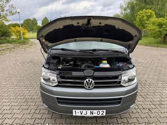 VW TRANSPORTER T5.1 2.0TDI 103KW DSG LONG 5 MÍST R.V.2010 - 17