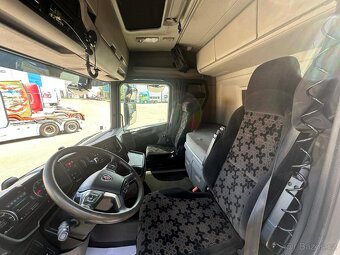 Scania R450 6x4 XT + Vlek Hüfferman / Nosič kontejnerů - 17
