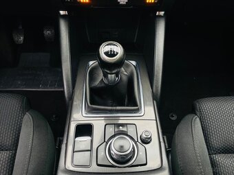Mazda CX-5 2.0i BENZIN MANUÁL FACELIFT SERVISKA TAŽNÉ - 17