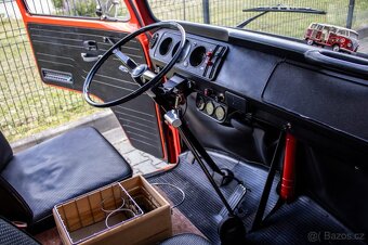 Volkswagen T2 Transporter - 17