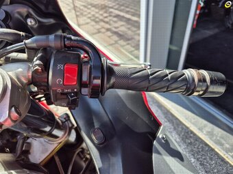 Yamaha YZF 1000 R Thunderace - 17