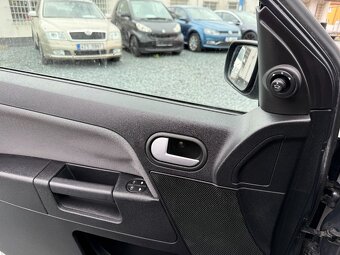 Ford Fusion Plus 1.6i 74Kw - 17