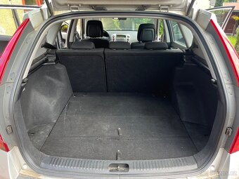 Kia cee'd, 1. generace - 17