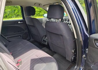 Alfa Romeo 159 1.8i Klima, Tempomat benzín manuál 103 kw - 17