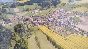 rodinný dům s pozemky,chatkou - 17