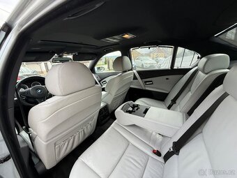 BMW M5 E60 V10 (NUTNO ČÍST-VIDĚT) 2005 ORIG STAV - 17