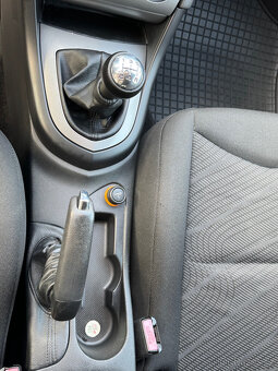 Peugeot 308 1.4 16V VTi Confort - 17