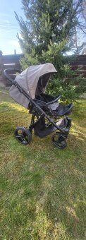 SLEVA Kočárek VENICCI + autosedačka KIDDY - 17
