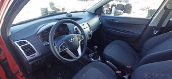 Hyundai i20 1.2 57 Kw Benzín Klimatizace - 17