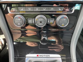 Volkswagen Golf 7,5 - 2.0TSI 228KW R-LINE - 4x4 -MANUÁL 2017 - 17