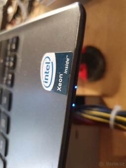 Prodám použitý notebook Acer Aspire V5-171 Intel Core i3 6GB - 17