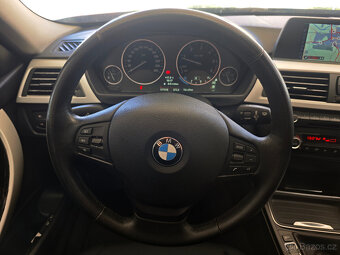 BMW Řada 3 320d Limousine NAVI 135kW - 17