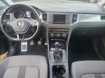 Volkswagen Golf Sportwan benzín - 17