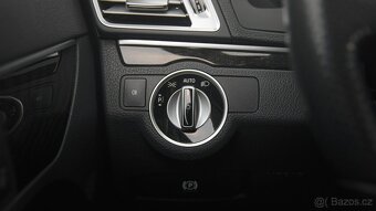 Mercedes-Benz Třídy E, E200 Kupé 2,0/135kW - 17