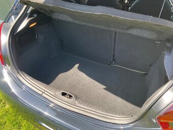 PEUGEOT 208 1.2 81 kW ALLURE ČR 1.MAJITEL 73.000 KM 2019 - 17