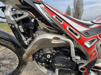 Trial Beta 300 2T 2018 - 17