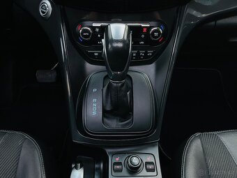 Ford Kuga 2.0TDCi 4x4 AUT 120KW VÝHŘEV KAMERA LED SERVISKA - 17
