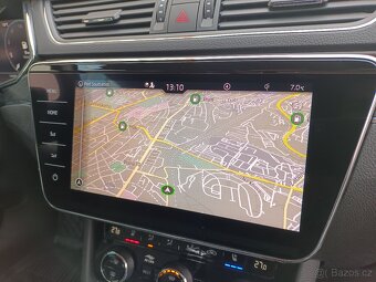 Škoda Superb 3 Combi Premium Edition 2.0TDI 110kW DSG Matrix - 17