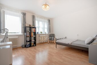 Prodej vily 500m2, pozemek 2048 m2,  ulice Legií, Říčany - 17