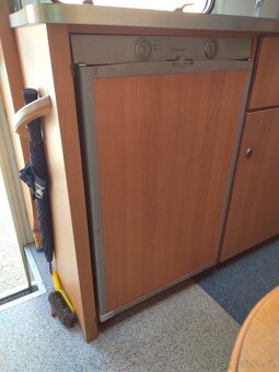 obytný automobil - 17