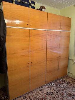 Lustry, skříň, postel, nabytek - 17