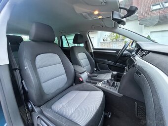 Škoda Superb 2,0 TDi, 4X4, kombi, tažné zařízení - 17