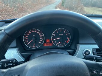 BMW 320si-SK Auto/Po servise- Limitovaná edice 1/2600 - 17