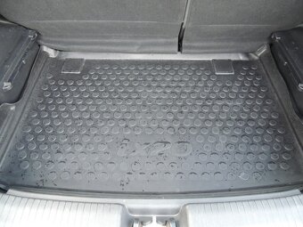 Hyundai ix20,1.4i,66kw,2016,ČR,1.majitel,78000km - 17