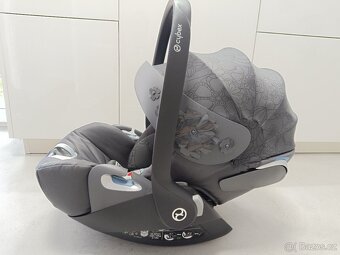 Cybex autosedačka a báze - 17