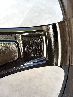 W205 C205 Mercedes Alu Kola R18 Zimní Michelin - 17