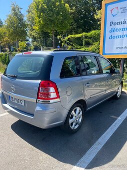Opel Zafira B 1.6i - 17