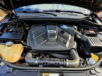 Jeep Grand Cherokee wk2 summit 3.0 V6 - 17