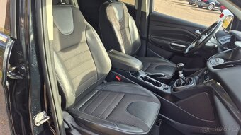 Ford Kuga 1.5 16V Titanium 2015 - 17