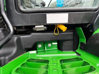 Traktor John Deere 6R 250 - 17