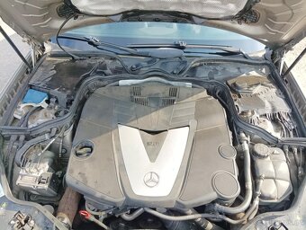Mercedes Benz - 17