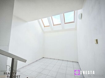 Prostorný RD 5+kk, 270 m², zahrada, garáž, Velké Přílepy - 17