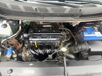 HYUNDAI ix20 1.4 i CVVT Trikolor - 17