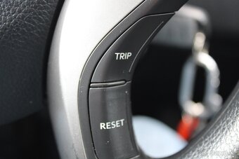 Hyundai i30 1,4 CVVT NOVÉ V ČR,TRIKOLOR,2012 - 17