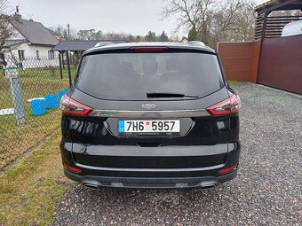 Krásný Ford S-Max 2.0 Tdci rok 2016 - 17