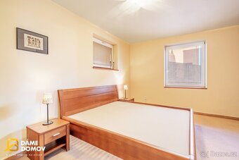 Prodej prostorného rodinného domu 6+kk, 315 m² - Nad Vývozem - 17